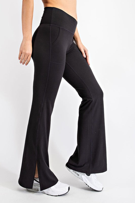 V-WAIST FLARED YOGA PANTS WITH POCKETS