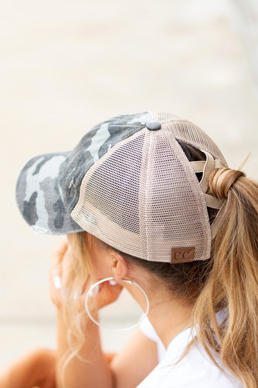 CC CAMO CRISS-CROSS PONYTAIL CAP