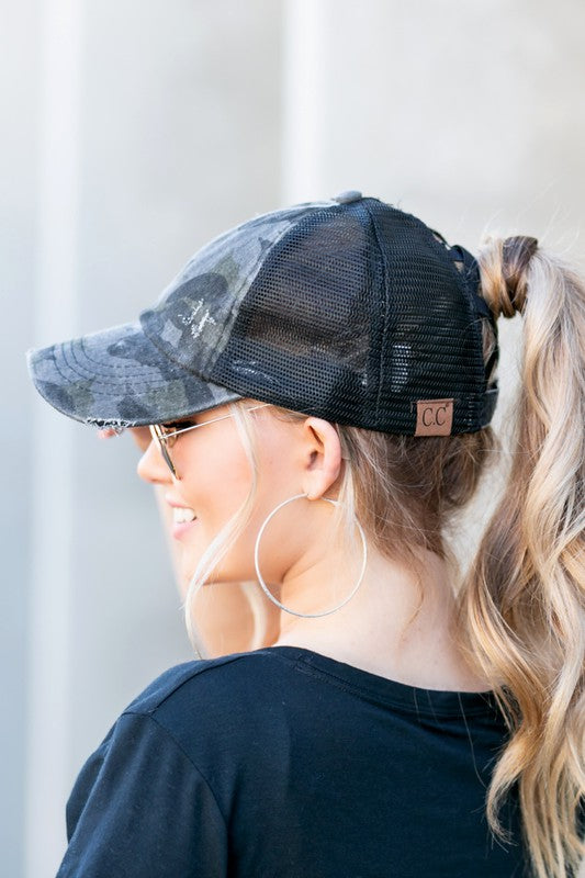 CC CAMO CRISS-CROSS PONYTAIL CAP