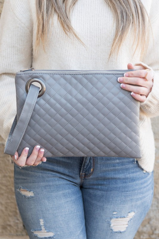 QUILTED WRISTLET CLUTCH