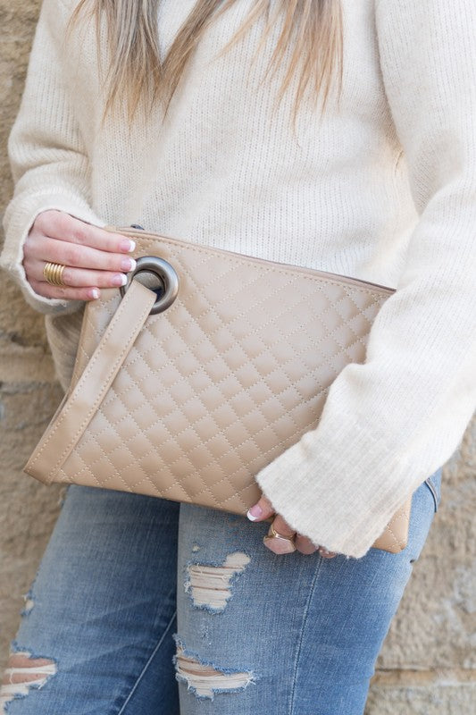 QUILTED WRISTLET CLUTCH