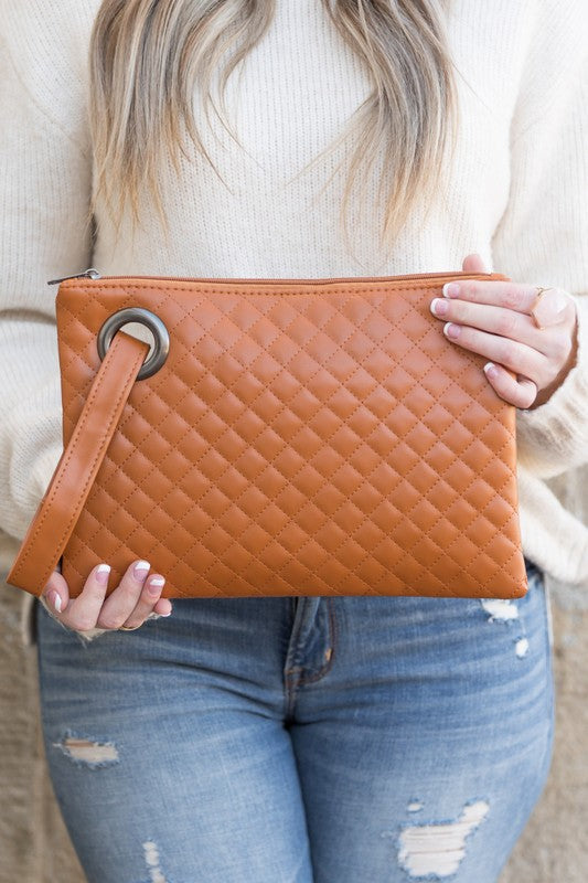 QUILTED WRISTLET CLUTCH