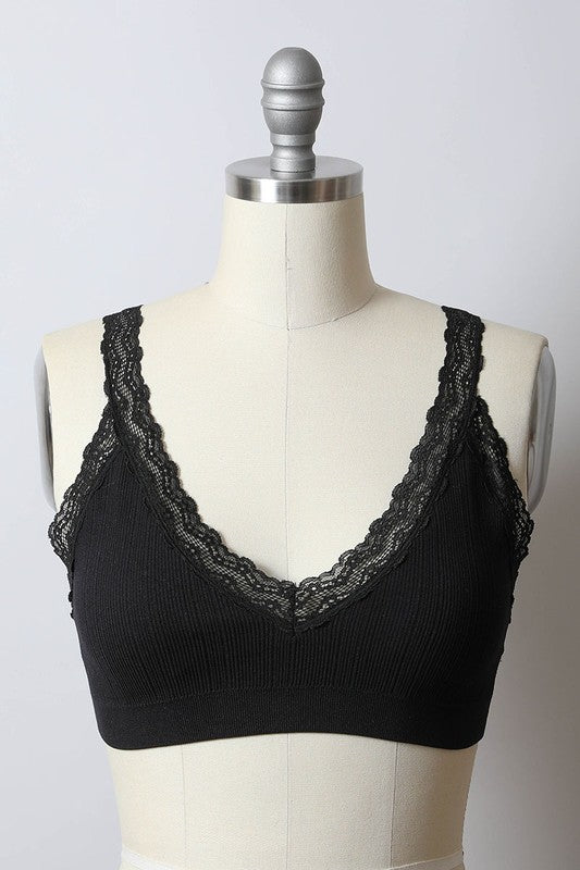 LACE TRIM PADDED BRALETTE