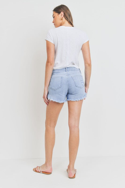 CURVED FRAY HEM DENIM SHORTS