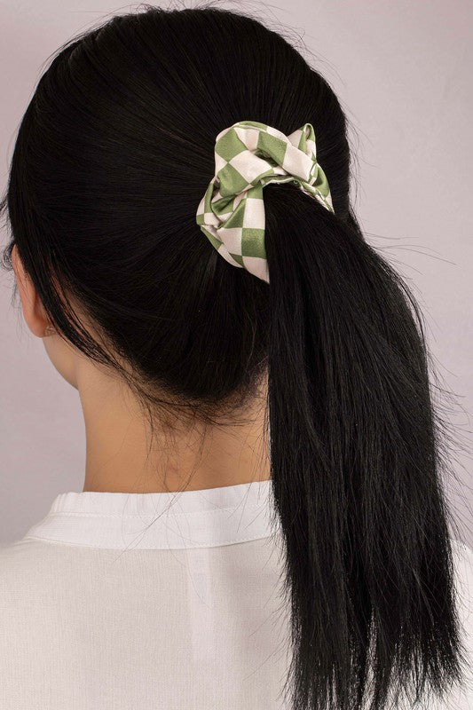 CHECK PATTERN SOFT SATIN SCRUNCHIES