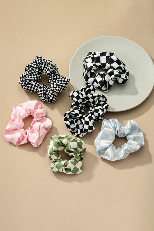 CHECK PATTERN SOFT SATIN SCRUNCHIES