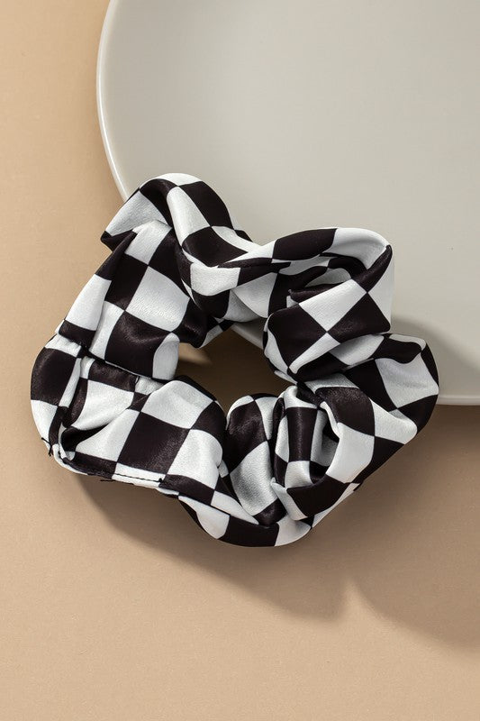 CHECK PATTERN SOFT SATIN SCRUNCHIES