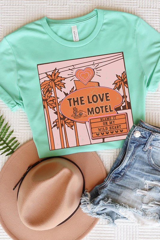 PLUS SIZE LOVE MOTEL TEE