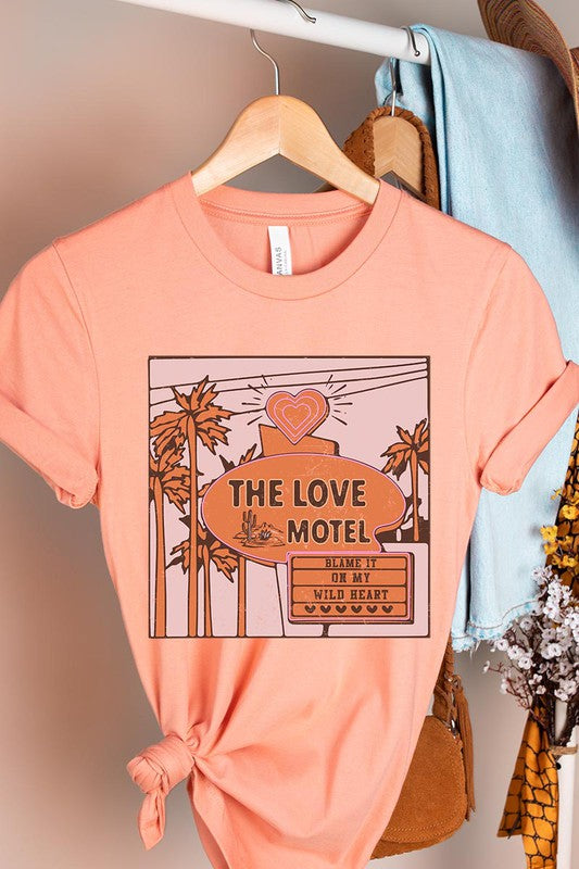 PLUS SIZE LOVE MOTEL TEE