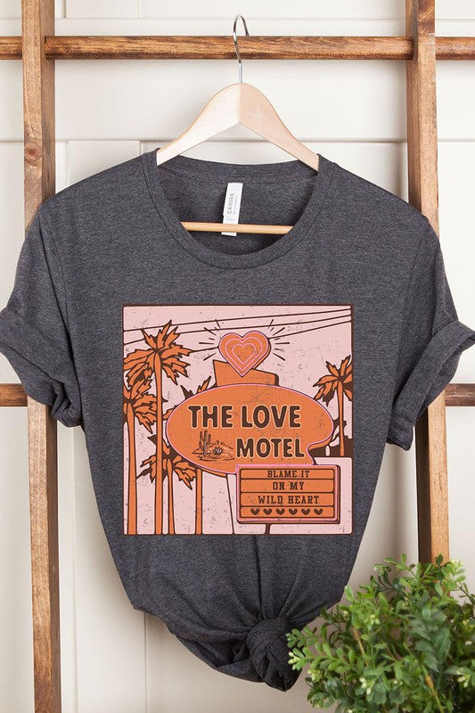 PLUS SIZE LOVE MOTEL TEE