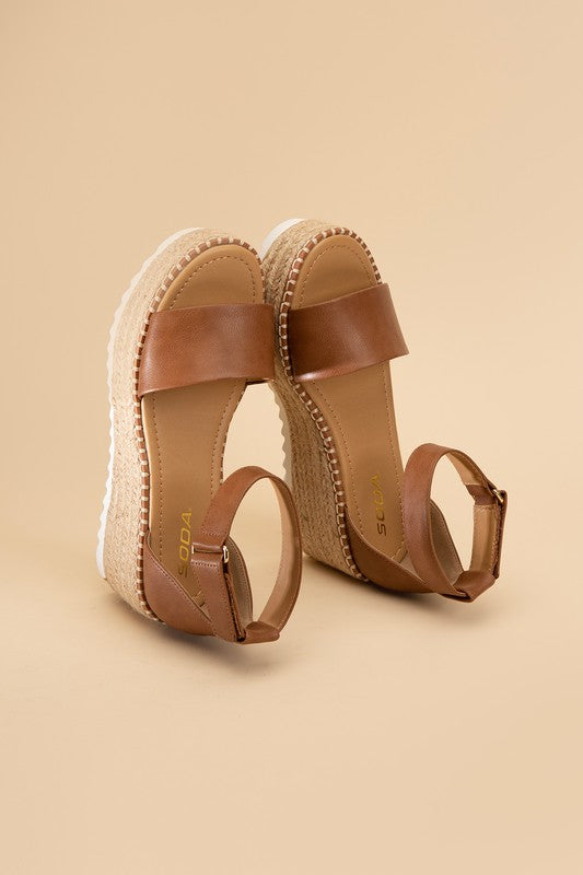 FALLON PLATFORM SANDALS