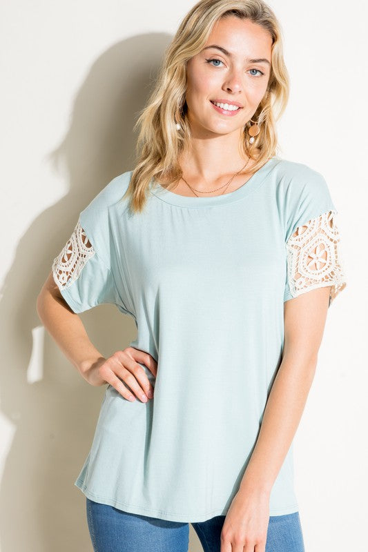 LACE PATCH TOP