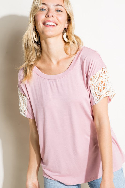 LACE PATCH TOP