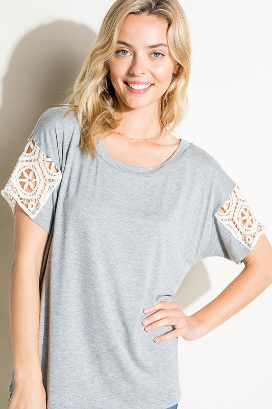 LACE PATCH TOP